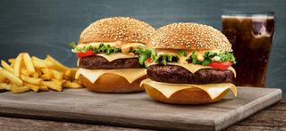 Cheeseburger menú
