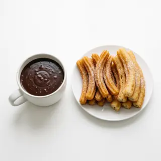 Chocolate (1 Lt.) + Churros (12 Uds.) + Porras (8 Uds.)