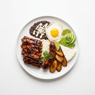 Tiras Costilla Con Salsa BBQ