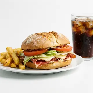 Campero + Patatas + Coca-Cola Sabor Original lata 330ml.