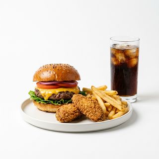 Menú burger pollo o ternera, 2 pz alitas