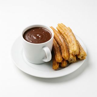 Chocolate (500 Ml.) + 6 Churros + 4 Porras
