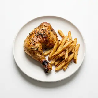 Menú Con Pollo Y Papas Fritas