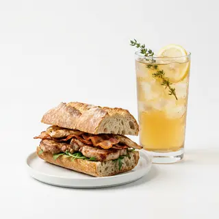 Oferta Con Mini Bocadillo Caliente