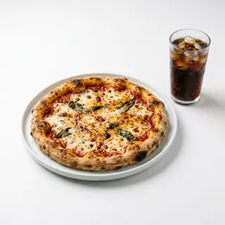 Pizza Mediana + Refresco