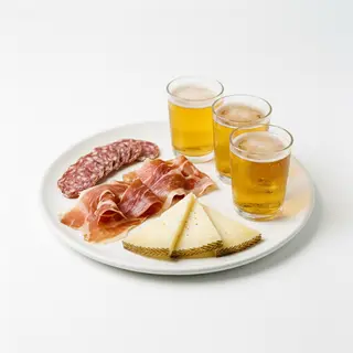 Tapa Fuet, Jamón, Queso Manchego Y 3 Cañas