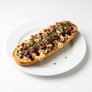 Zapiekanka z Szarpaną Wieprzowiną