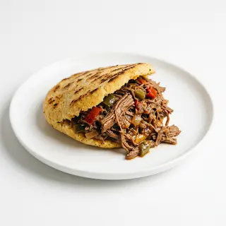 Arepa Carne Mechada