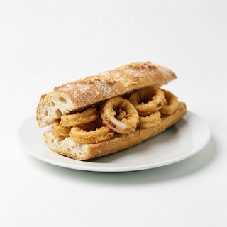 Bocadillo De Calamares
