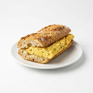 Bocadillo de tortilla francesa