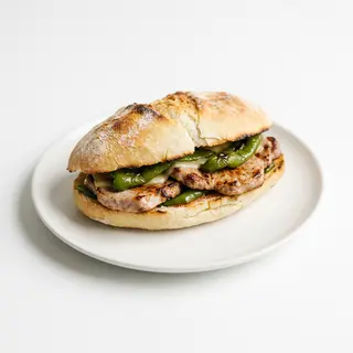 Mollete De Lomo Con Pimientos