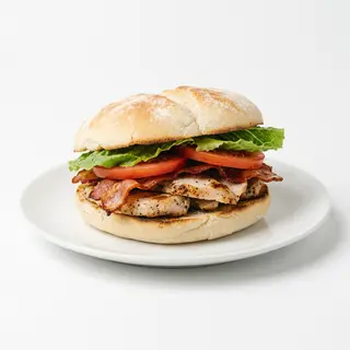 Mollete De Pollo, Tomate, Lechuga Y Bacon