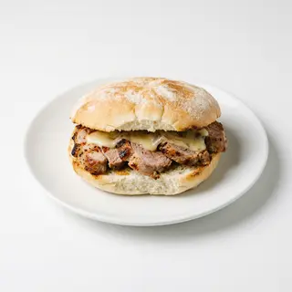 Mollete De Solomillo De Cerdo Con Queso
