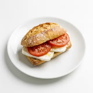 Pulguita De Queso Blanco Y Tomate