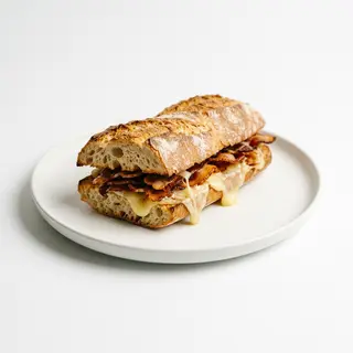 Bocadillo De Bacon Y Queso