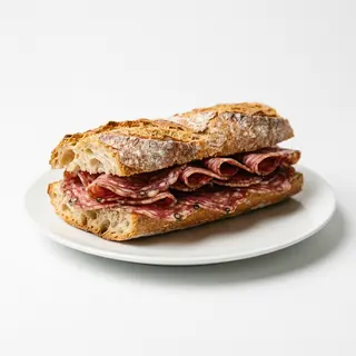 Bocadillo De Salchichón