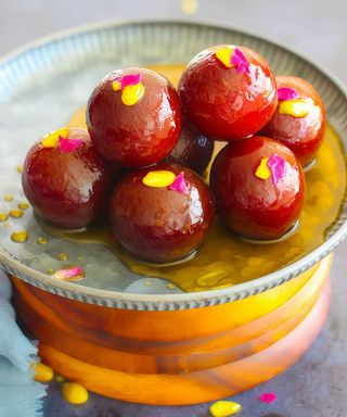 Gulab-Jamun (3 Bolas)