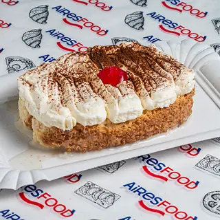 Tarta De Tres Leches (Porción)