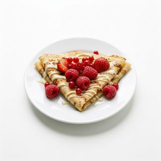 Crepe De Chocolate Blanco Y Frutos Rojos