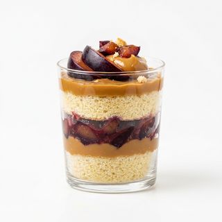 Bolo no Pote de Ameixa com Doce de Leite