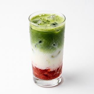 Matcha De Fresa Helado