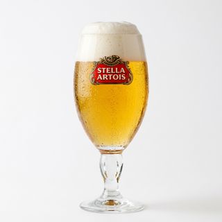 Cerveza Stella Artios