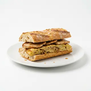 Bocadillo De Lomo Vegetariano Tortilla Patata