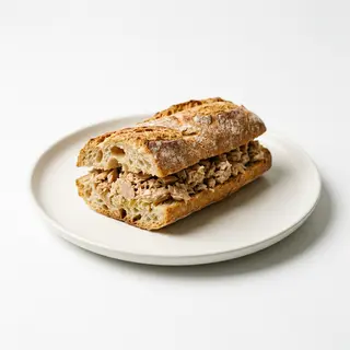 Medio Bocadillo Atún