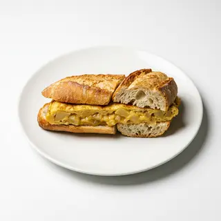 Medio Bocadillo Tortilla De Patata