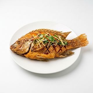 Pescado frito estilo chino