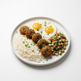 Plato Combinado De Falafel