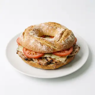 Rosca De Lomo, Queso Y Tomate