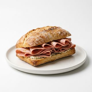 Sándwich De Mortadela