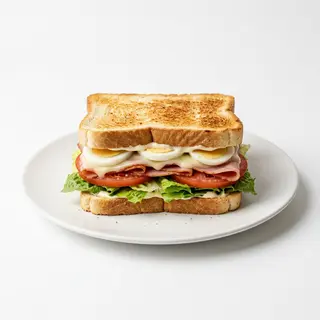 Sándwich Vegetal Con Jamón Y Queso
