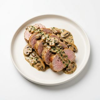 Solomillo De Cerdo Al Funghi