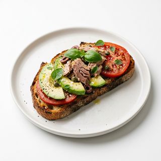 Tostada Mediterránea