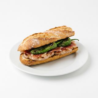 Bocadillo Serranito