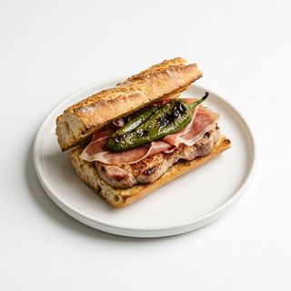 Bocadillo De Serranito