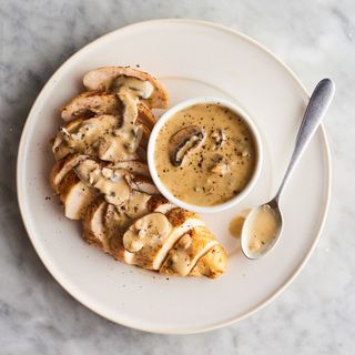 Plat Escalope À La Crème Aux Champignons