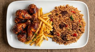 Frango com Batata Frita e Arroz