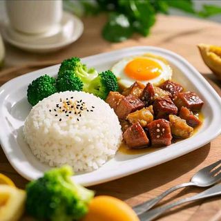 Arroz Con Carne De Cerdo Agridulce荔枝肉盖饭