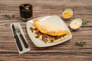 Cachapa Doble Queso Con Carne