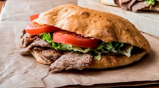 Bocadillo De Lomo Adobado + Salsa