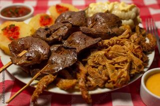Anticuchos Con Rachi (Parrilla)