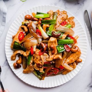 Chicken with Cashewnut