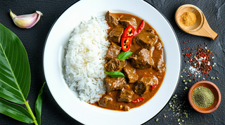 Arroz Con Ternera Y Curry咖喱牛腩盖饭