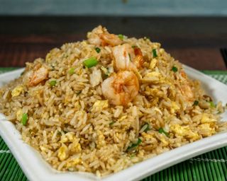 Arroz Frito Con Camarones