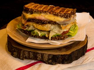 Sándwich Mixto