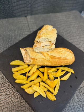 Bocadillo De Pollo