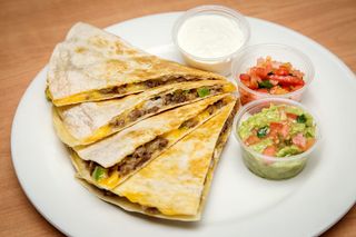 Quesadilla De Ternera